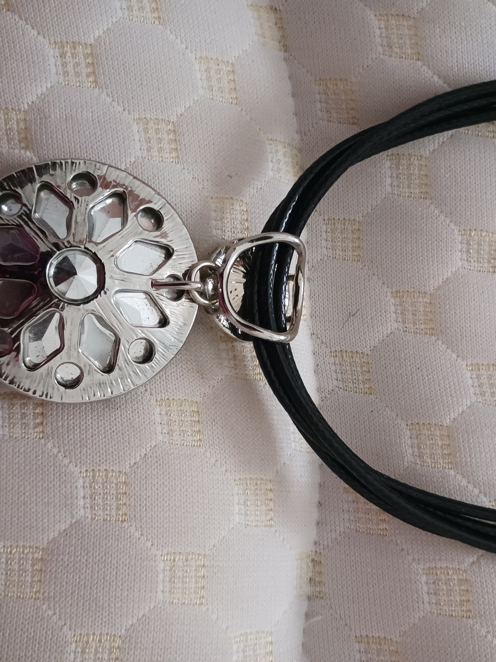 Black Crystal Pendant Necklace - Picture 3 of 4
